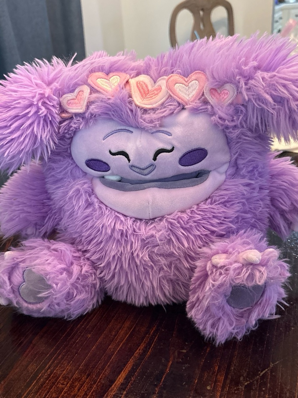 Giggle scape plush